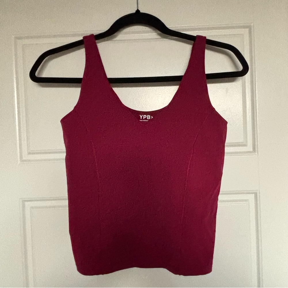 abercrombie YPB StudioSoft waist length active tank top. Size Medium
